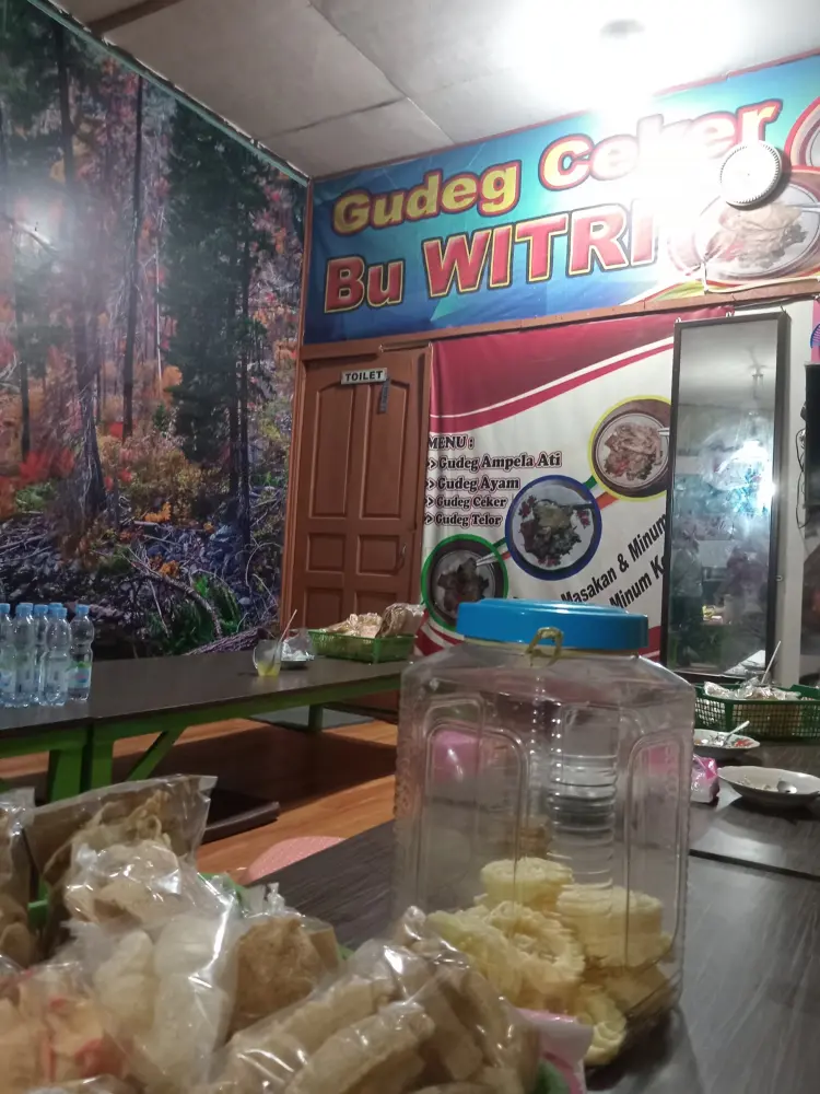 Gudeg Ceker Bu "Witri" 2