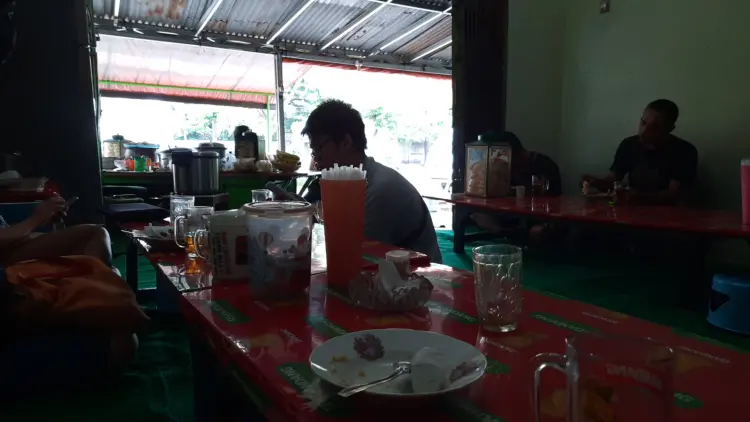 Gudeg Ceker Bu "Witri" 3