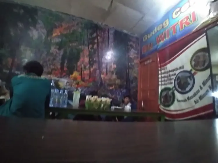 Gudeg Ceker Bu "Witri" 6