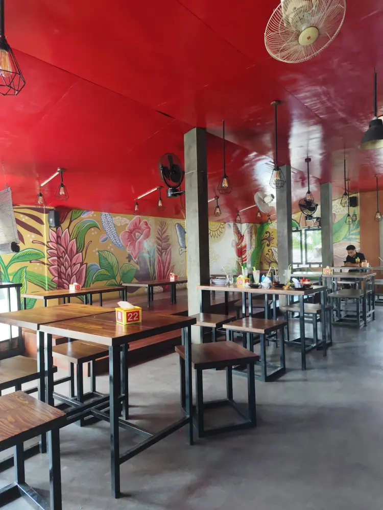 Warung makan Mom's Kitchen 1