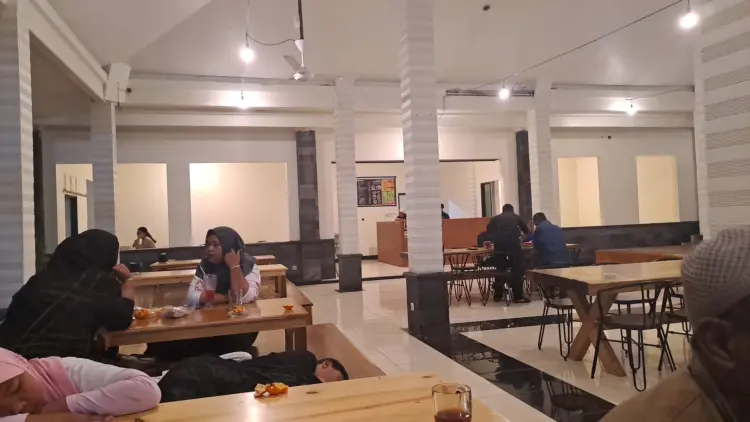WARUNG PAK UNTUNG ngebruk 5