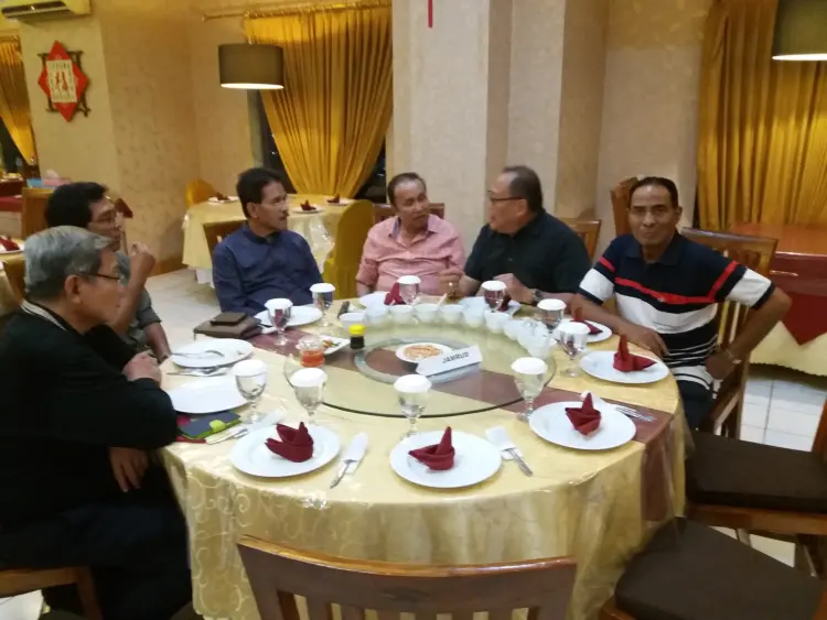 Cin Long Restaurant 10