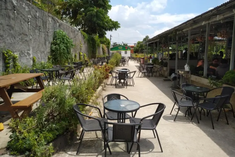 Kedai Kopi Kebun Cemara Asri 1