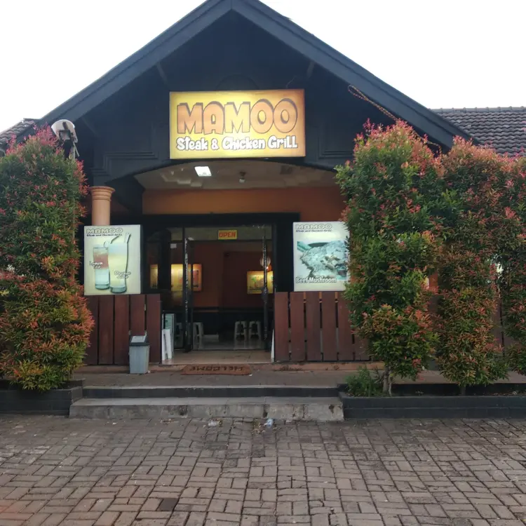 MAMOO Steak & Chicken Grill 1