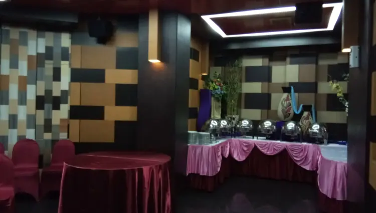 Nur Pacific Restaurant 2