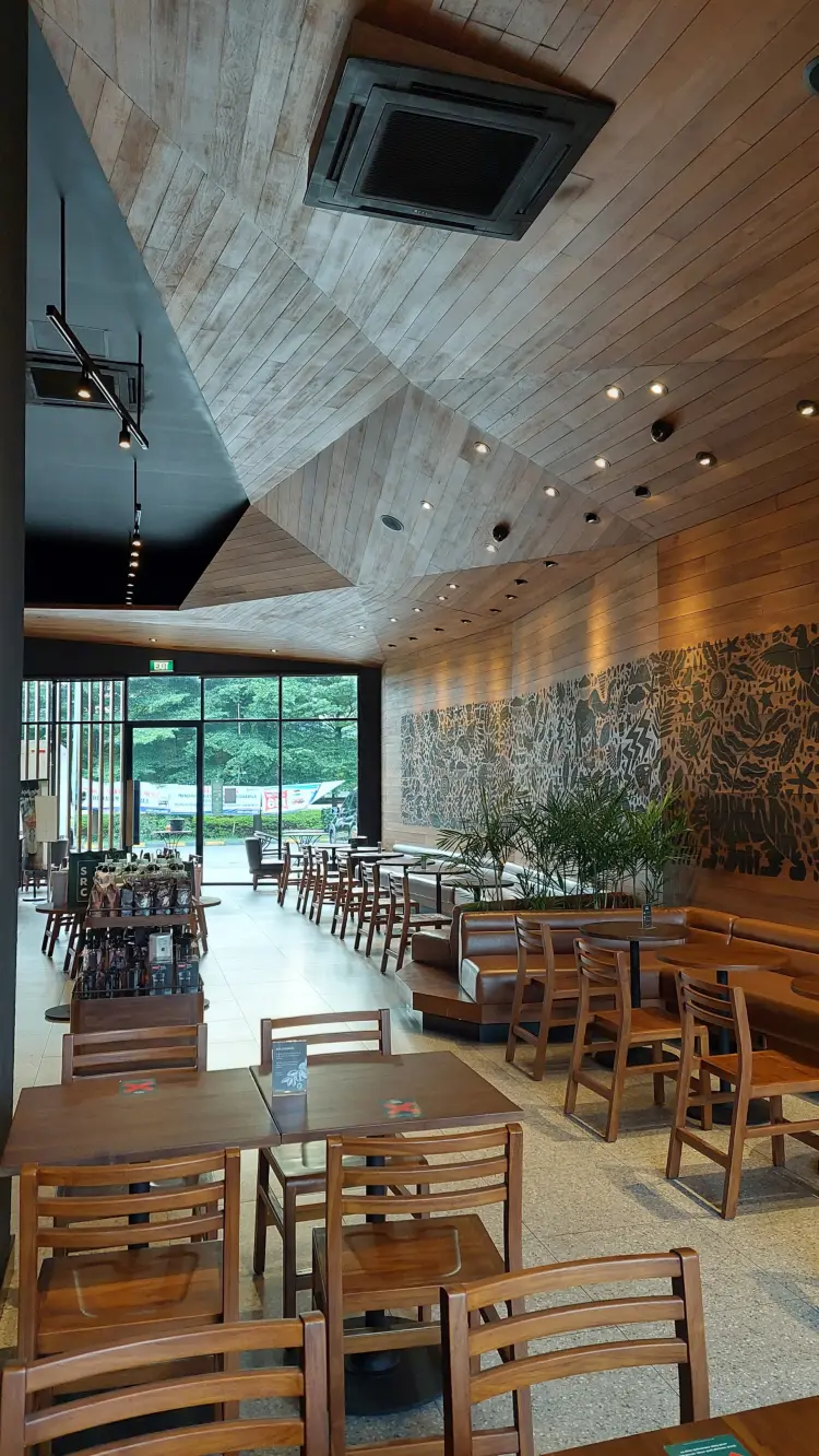 Starbucks Coffee - Rest Area KM 21 4