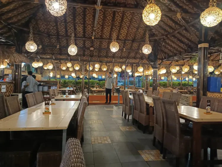 Saung Gandasari Jatiasih 10