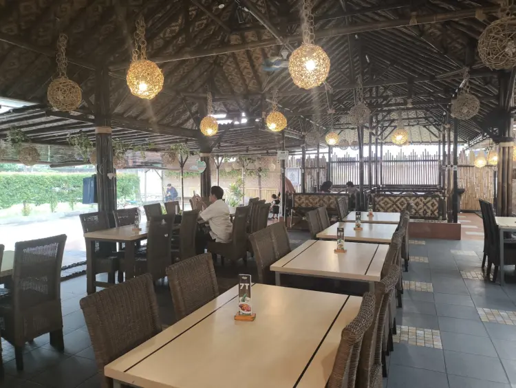 Saung Gandasari Jatiasih 9