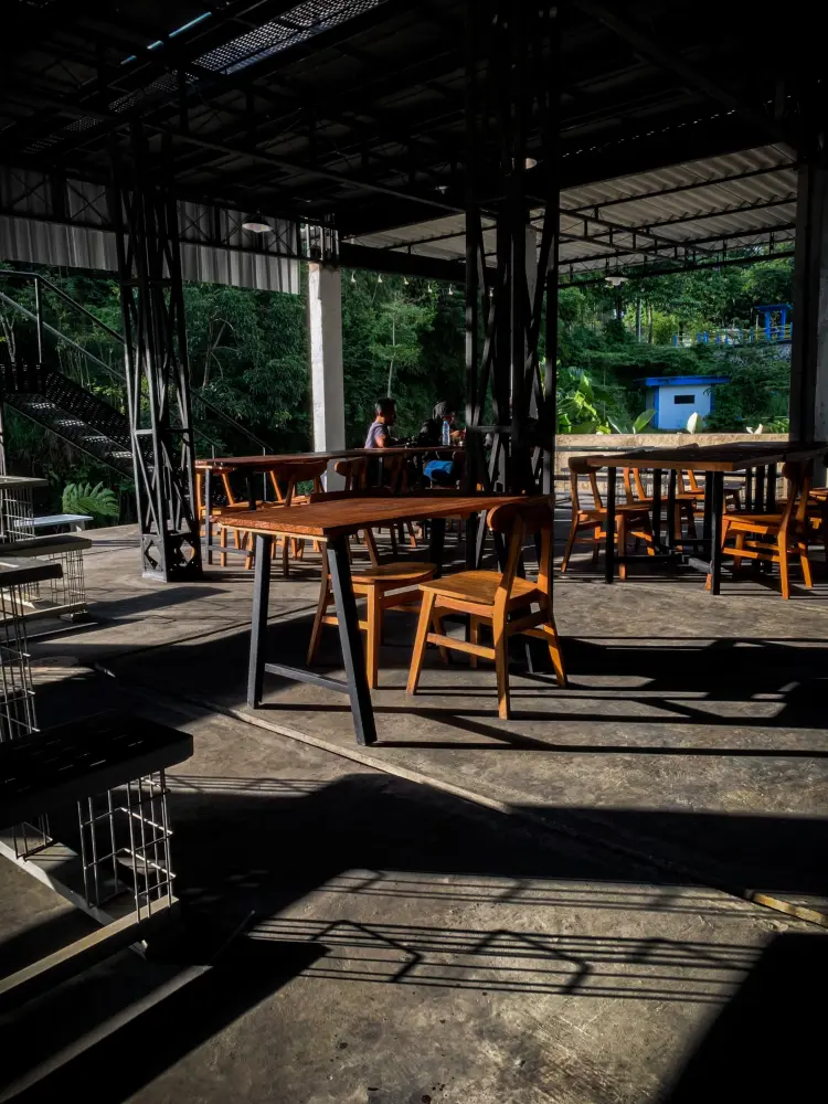 Renea Coffee & Eatery 1