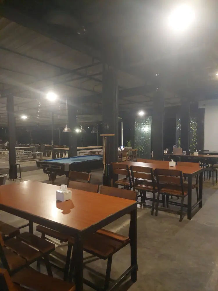 Renea Coffee & Eatery 6