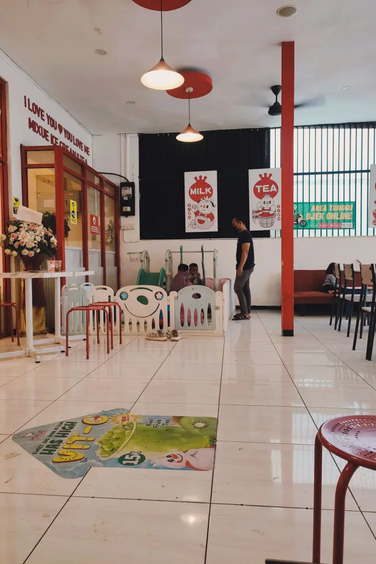 Mixue Jababeka Beruang 6