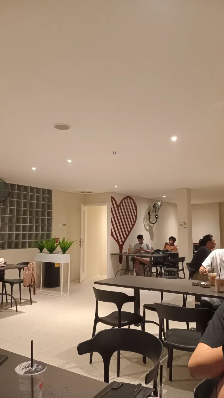 Kopi Kenangan - Ruko Kapten A Rivai Palembang 3