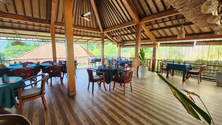 Dedhari Restaurant by Alamdhari Resort 1