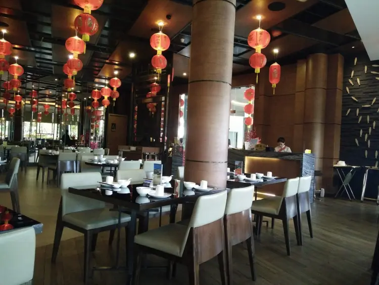 May Star - Navapark Country Club 3