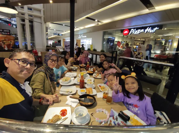 Pizza Hut Restoran - Plaza Blok M 6