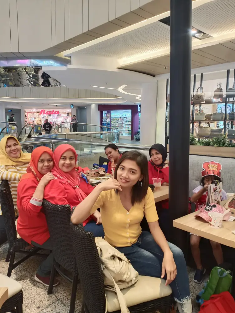 Pizza Hut Restoran - Plaza Blok M 8