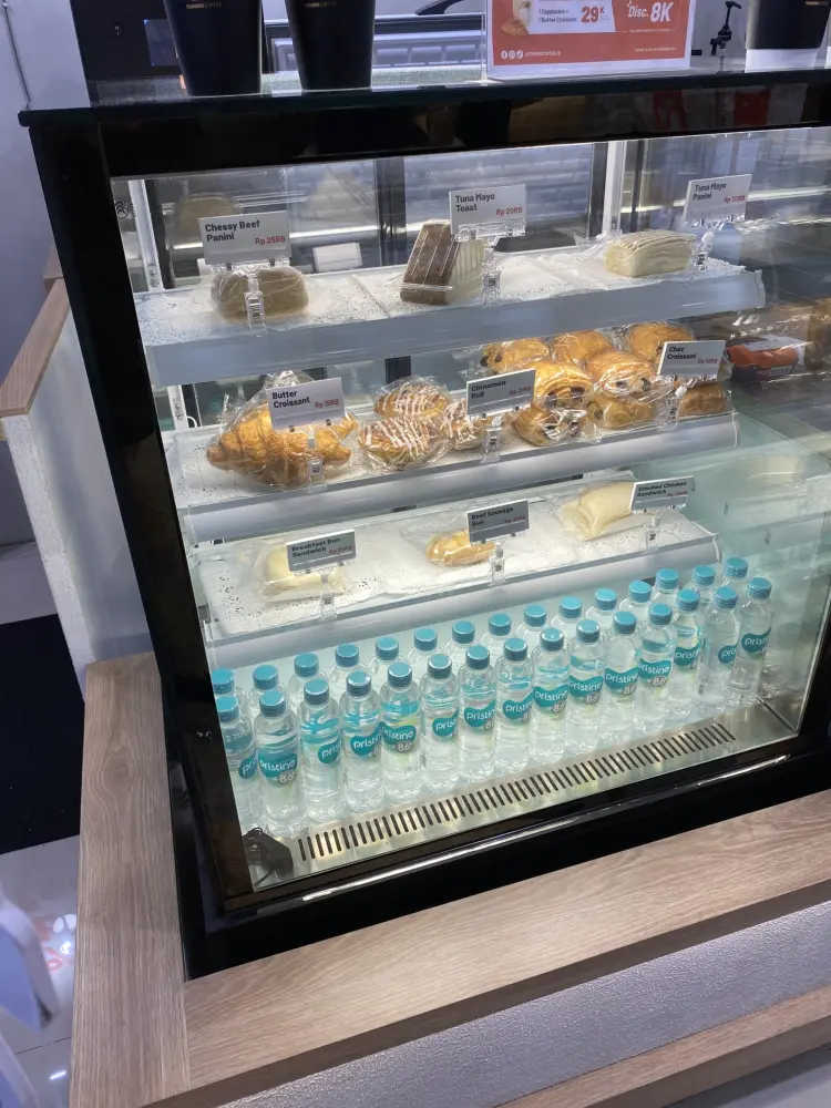 TOMORO COFFEE - Plaza Kalibata 6