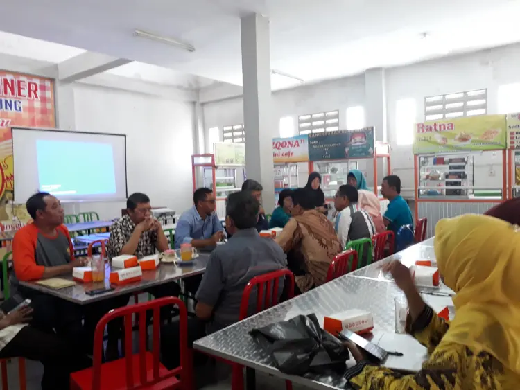 Kapas Krampung Street Food Culinary Center, Surabaya 8