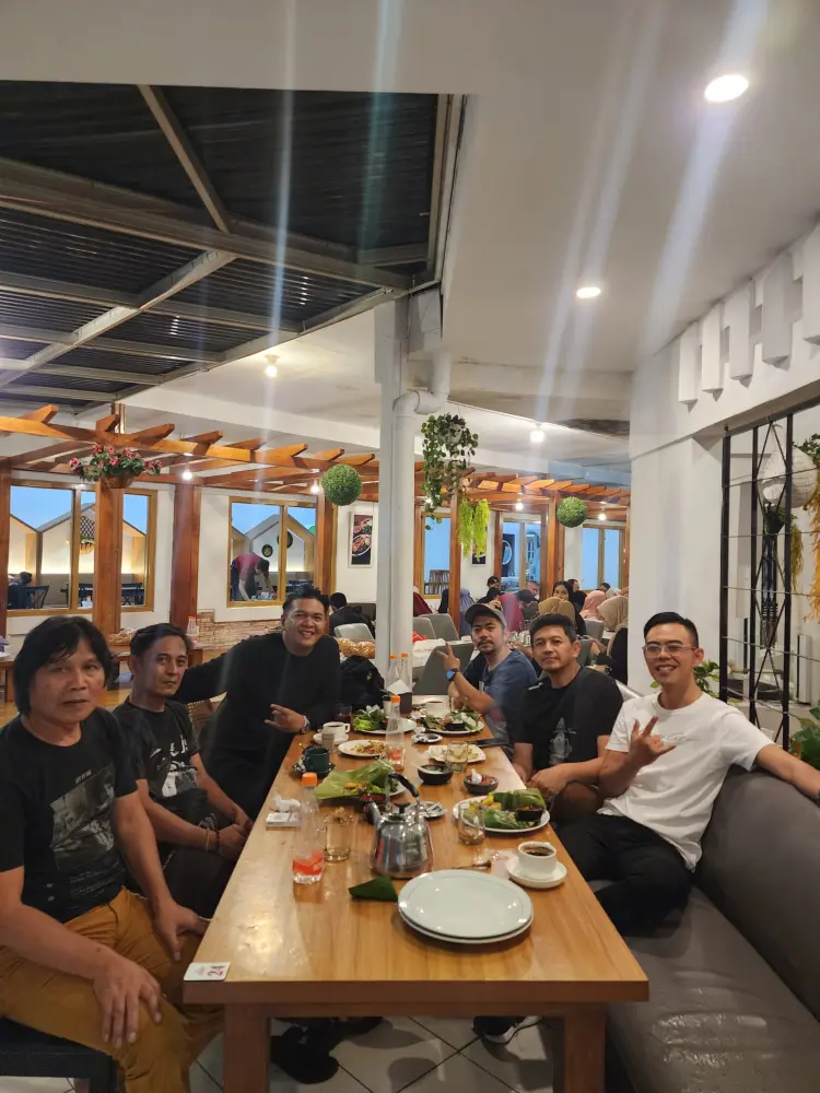 RM Saung Cikenceh Cikuray 9