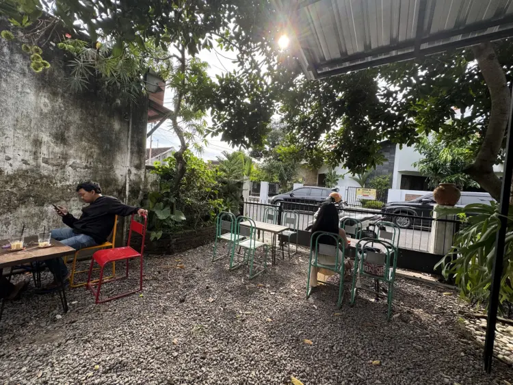 Maige Coffee Roastery 9