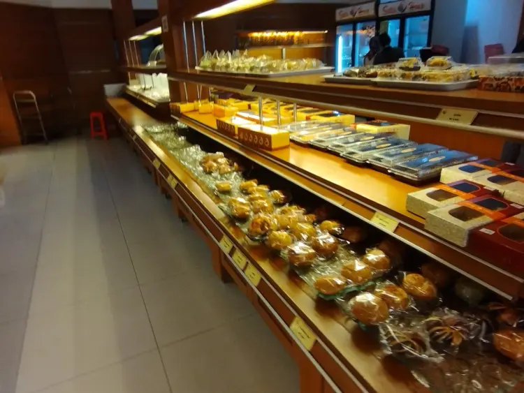 Swiss House Bakery 7