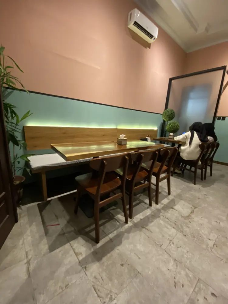 Berjumpa Coffee & Eatery (cab. Alun Alun) 5