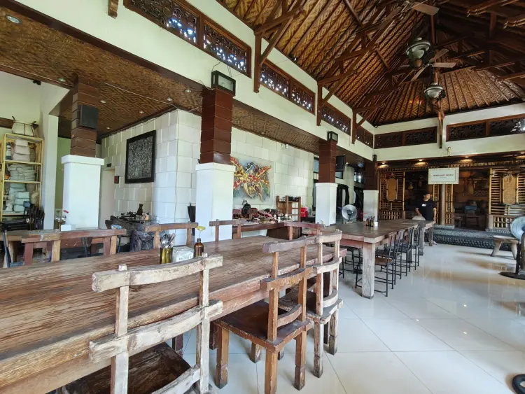Warung Mufu Kuta, Best Balinese Food, Pork Ribs & Rendang 1