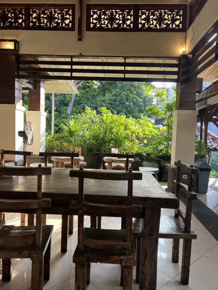Warung Mufu Kuta, Best Balinese Food, Pork Ribs & Rendang 8