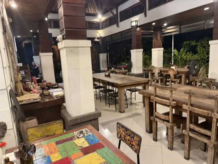 Warung Mufu Kuta, Best Balinese Food, Pork Ribs & Rendang 10