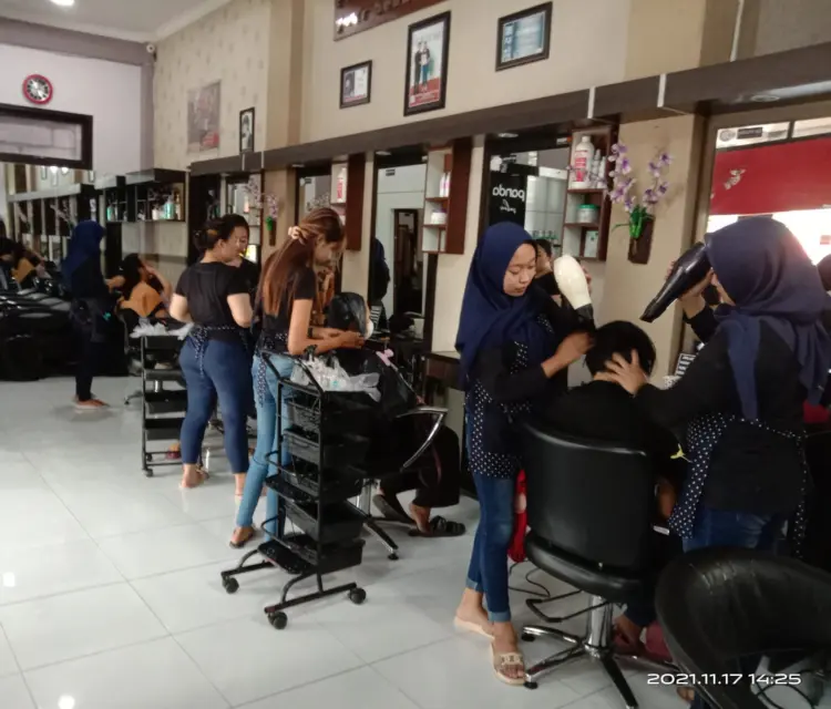 Panda Salon&spa 1