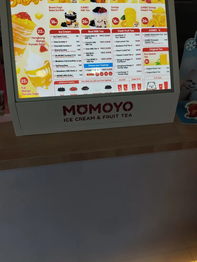 Momoyo Ice Cream & Fruit Tea Tuasan 10
