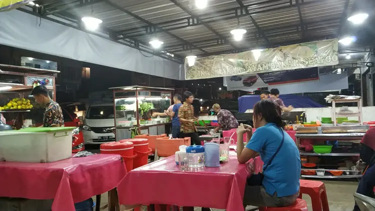 Ikan Bakar dan Pecel Lele Seafood Kenten 8