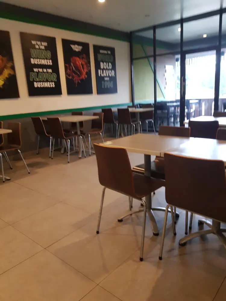 Wingstop Jati Asih 4