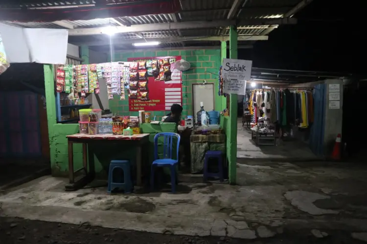 WARUNG MAK"EE"OCIT 1