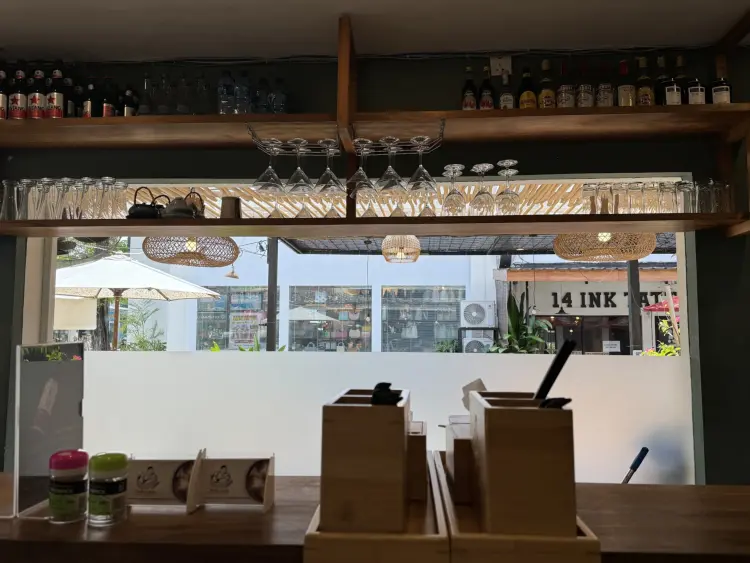 Papa Lee's Taiwan noodle & dumplings 台灣人的店 5