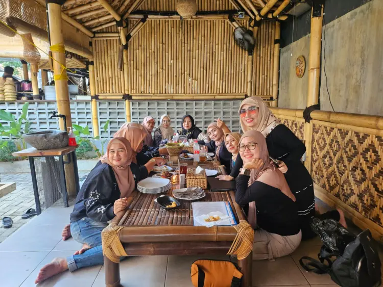 Bilik Bamboo Resto 3