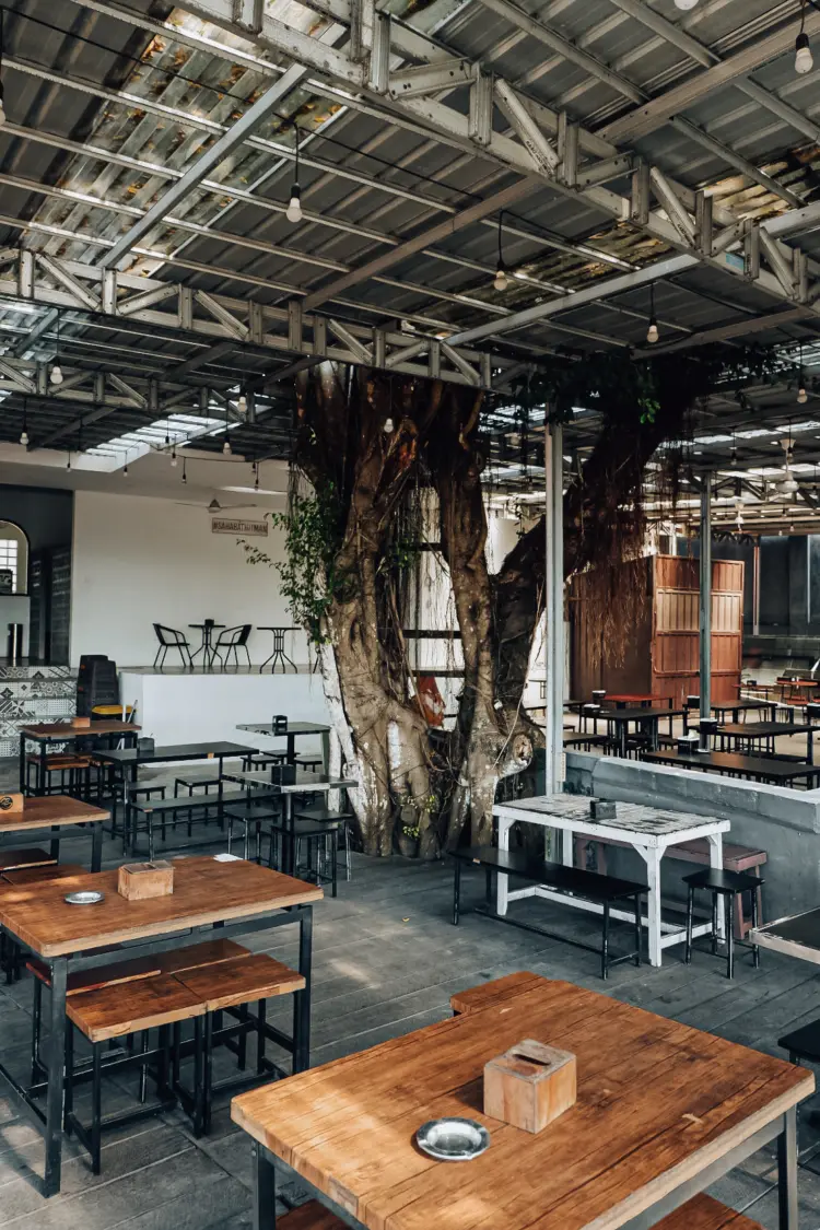 Kedai kopi hitam manis 1