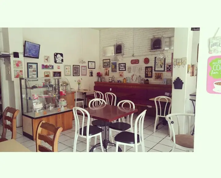 You and Me - cakes cookies eatery 10