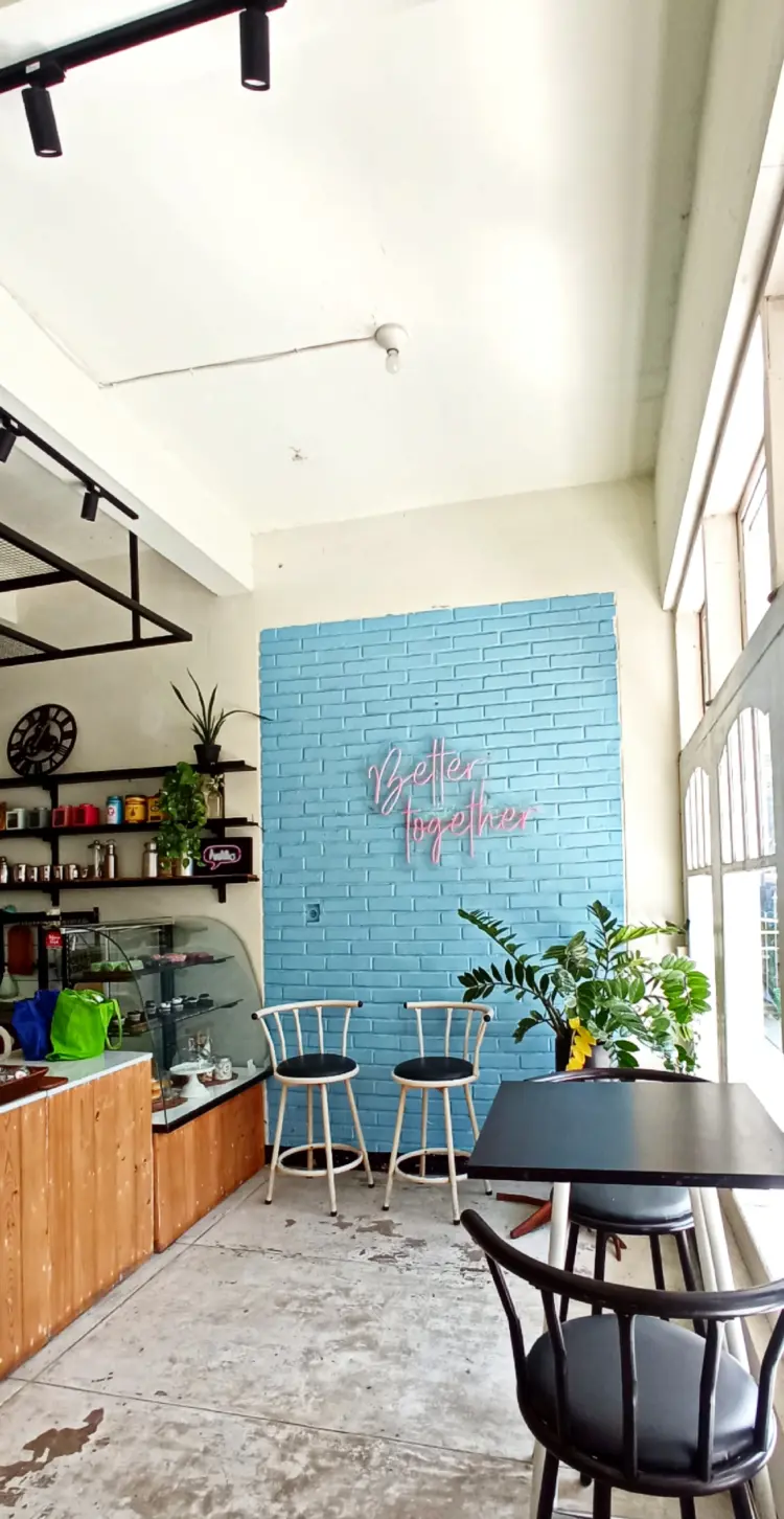 You and Me - cakes cookies eatery 7