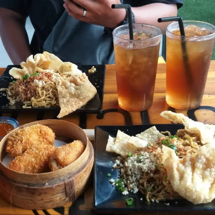 Mie Gacoan Depok Kelapa Dua 10