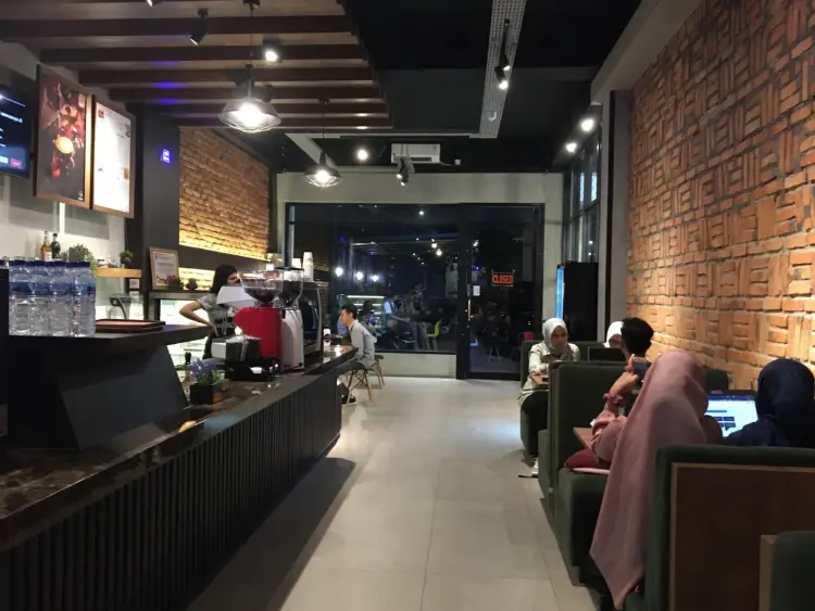 Floral coffee and juice 2