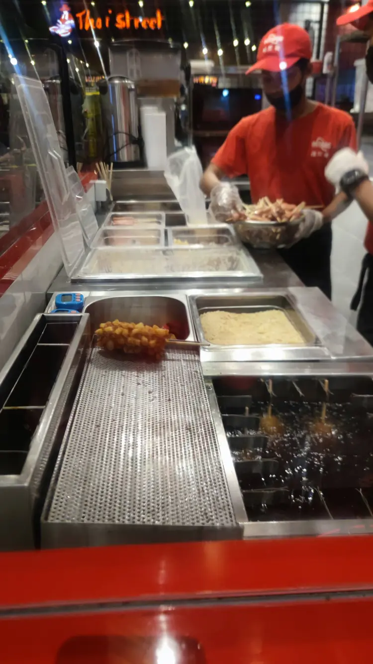 Reddog - Living World Alam Sutera 8