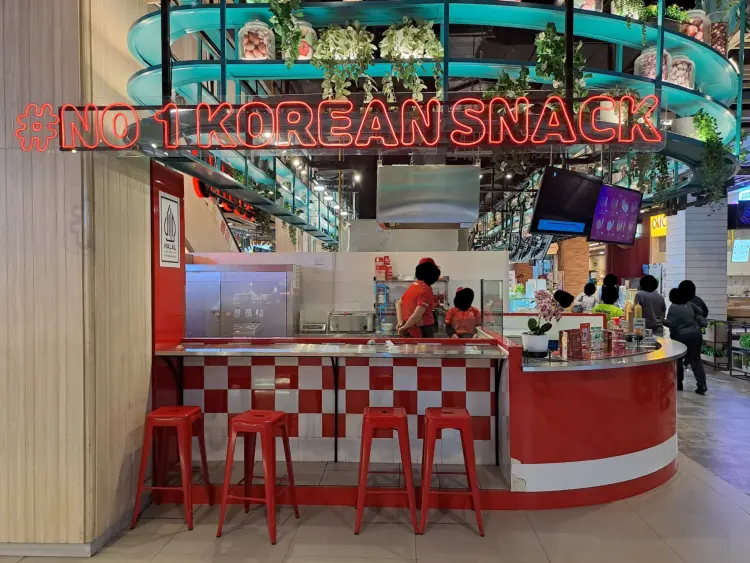 Reddog - Living World Alam Sutera 7