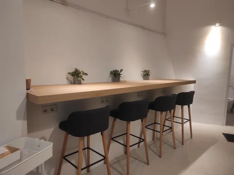 oi coffee & eatery 3