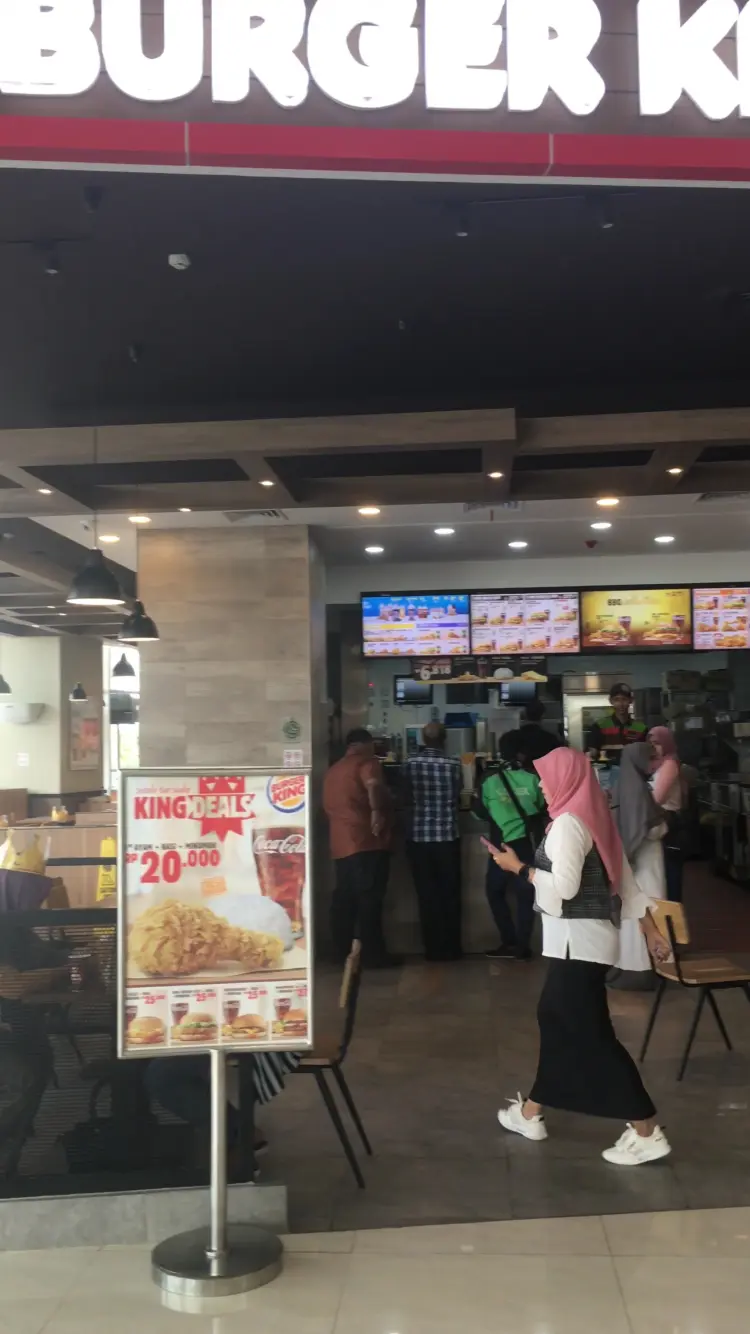 Burger King - Icon Mall Gresik 3
