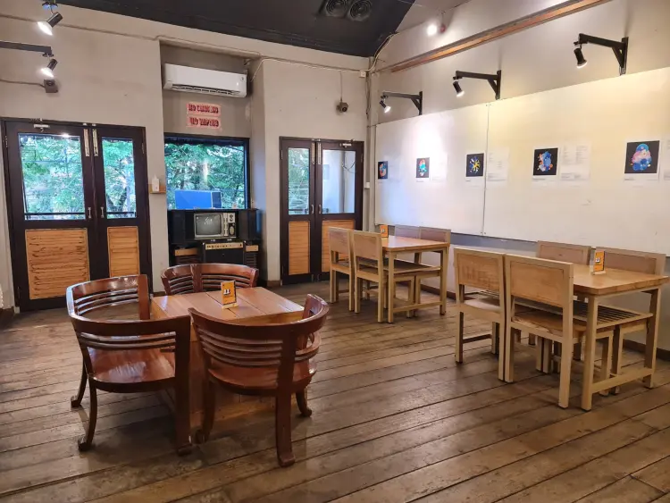 Rimbun Espresso & Brew Bar Padang 3