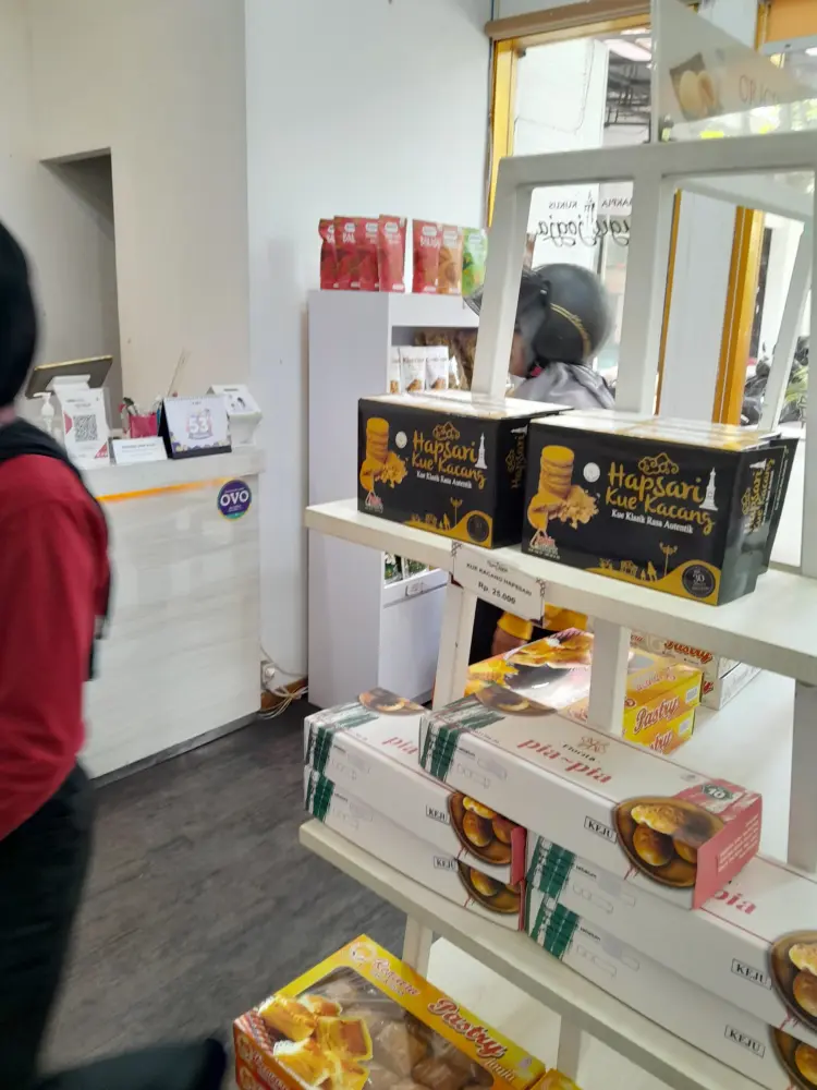 Bakpia Kukus Tugu Jogja - Jalan Colombo ( Pusat Oleh - Oleh ) 6