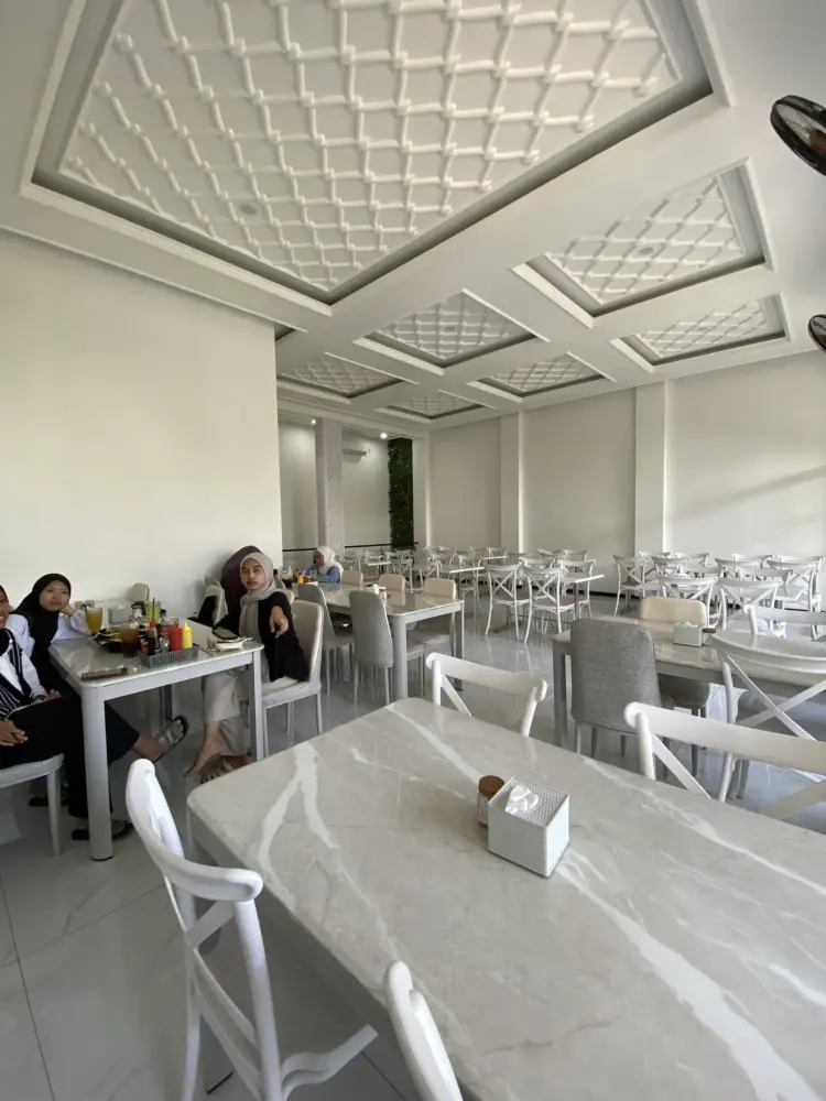 JENDRAL NOODLES & BENTO 5