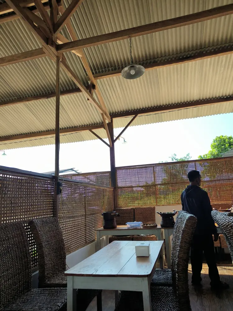 Gubug Kuliner Ati Jembar 5