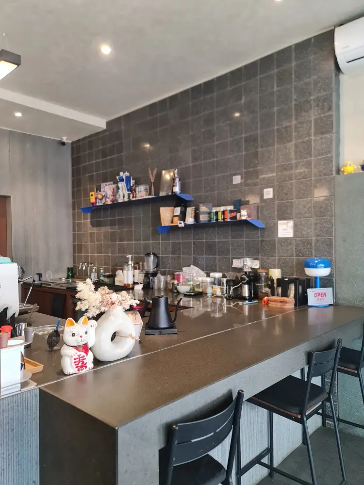 Sovt. Coffee & Dine 4